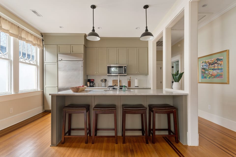 Downtown Luxury | Rutledge Avenue Inn (Suite B)