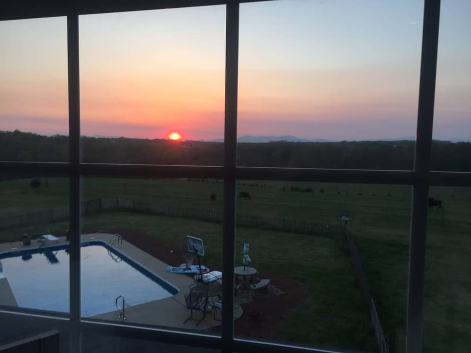 Sunset mountain view from private pool & HotTub. 