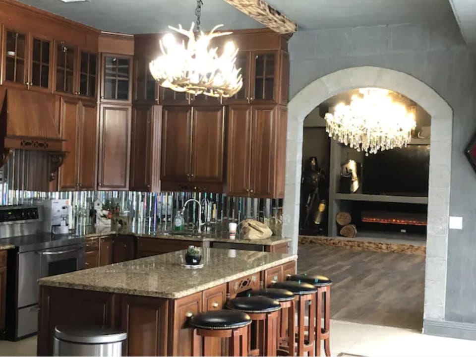 Private kitchen