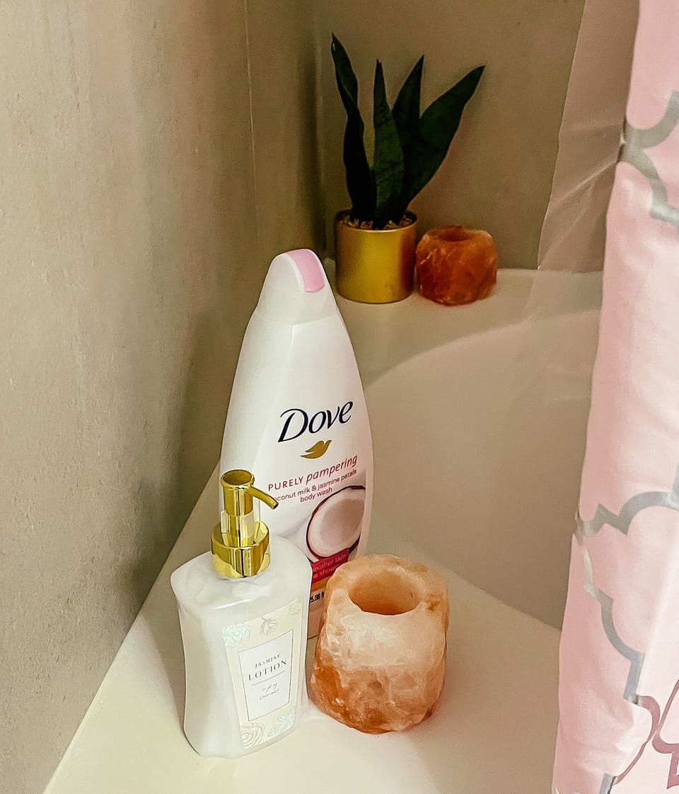 Bathroom amenities