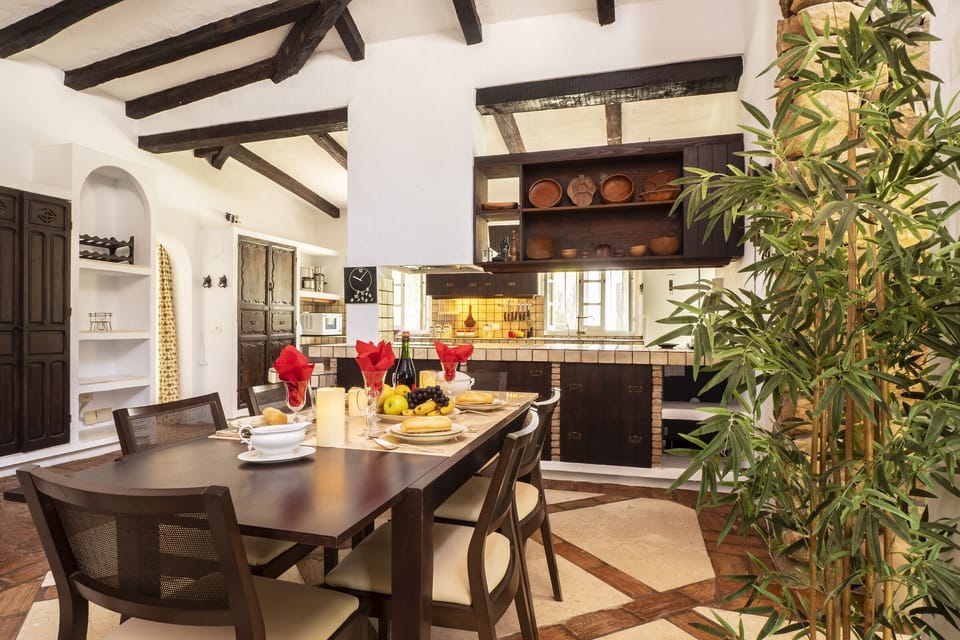 Dinning area near the kitchen