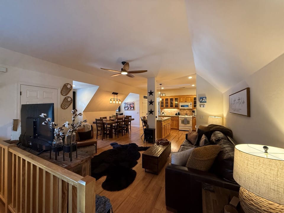 Upstairs Great Room