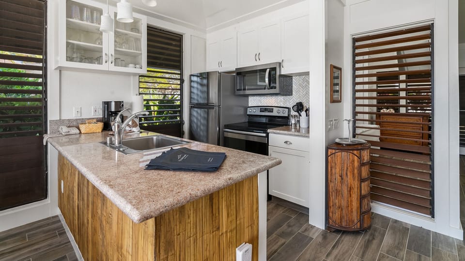 Kiahuna Plantation #200 - Fully Equipped Kitchen - Parrish Kauai