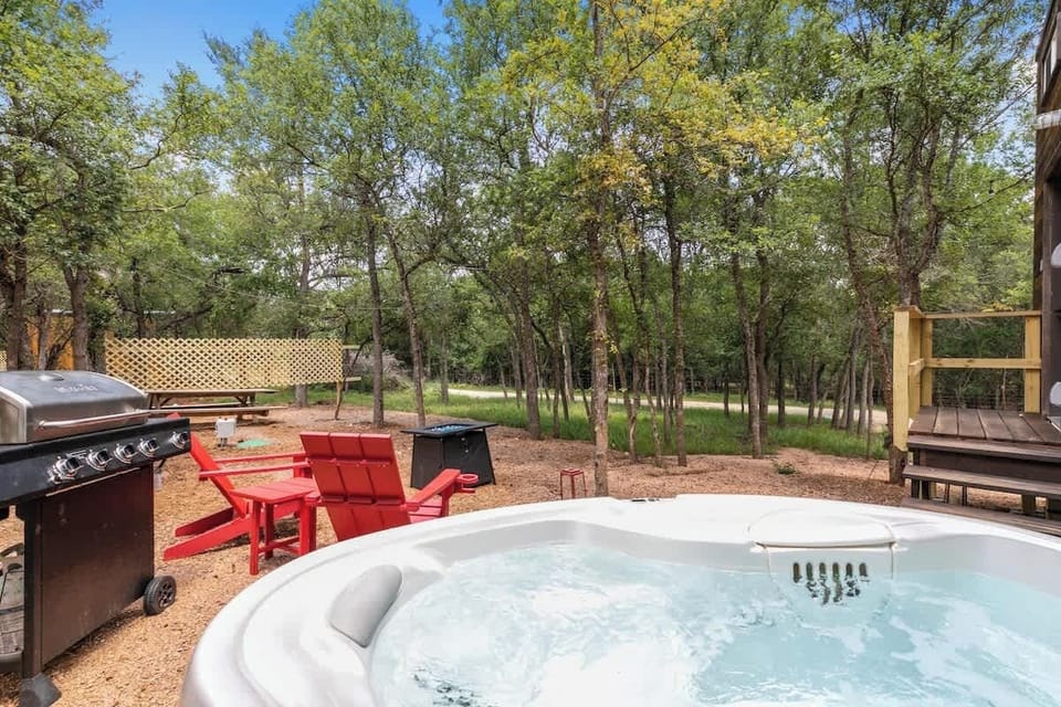 Hot tub for two.