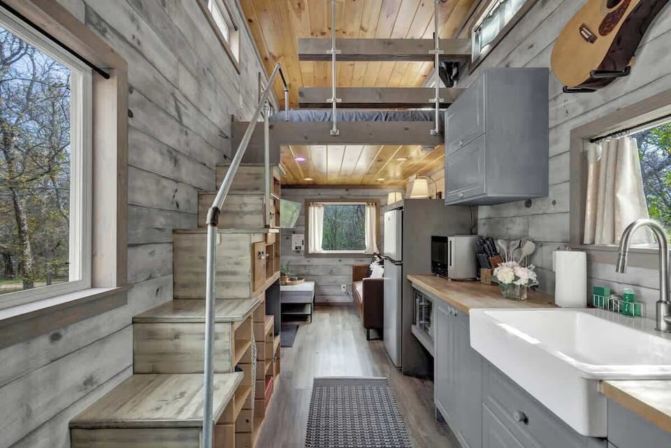 Upstairs bedroom area.