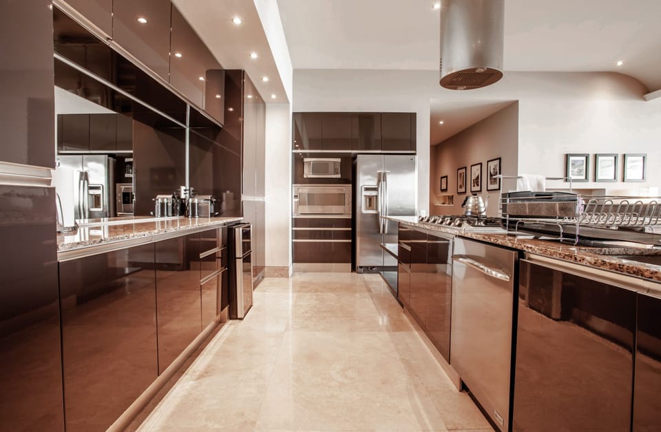 Condo - Image 6