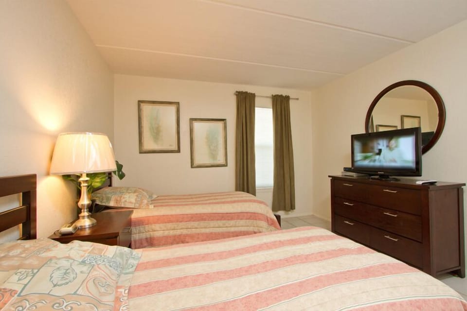 We've thought of everything! Your guests or kids will even have their own TV in our 2nd guest bedroom.