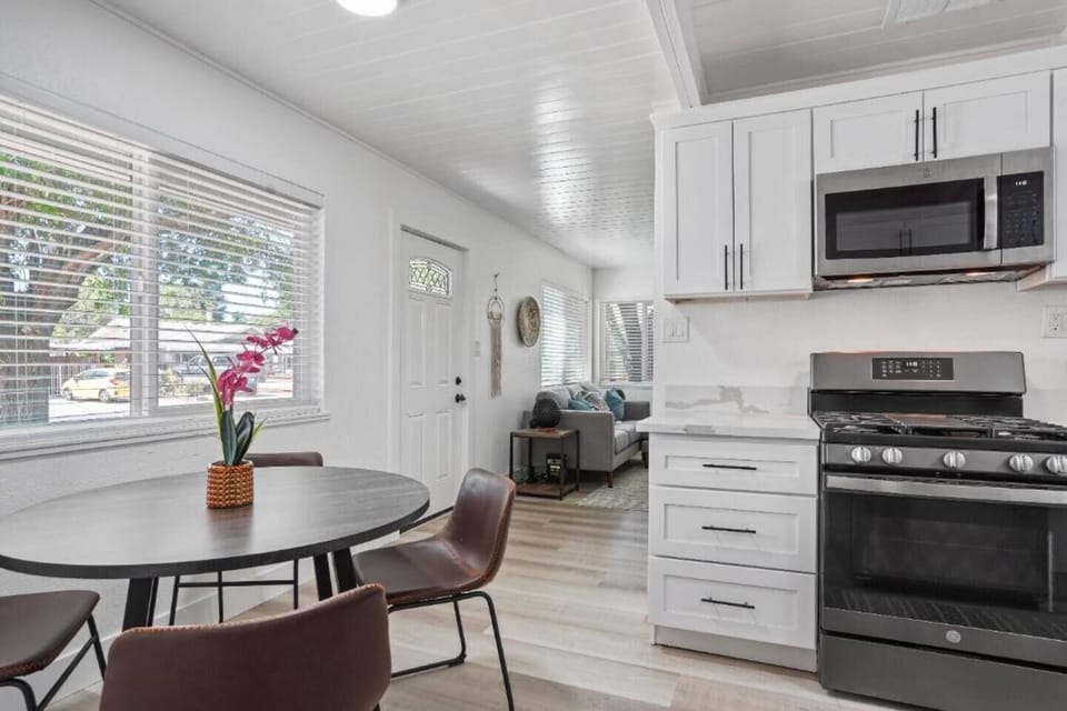 Dining table seating for 4.