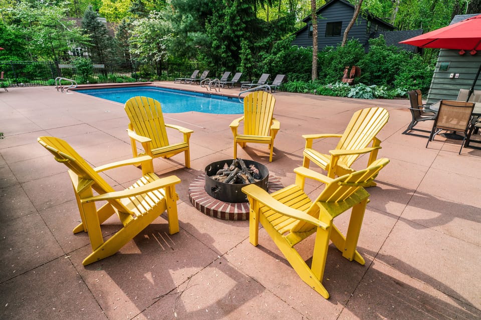 Gas fire pits