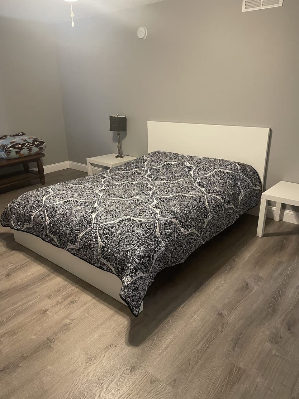 Bedroom 2 with Queen size bed