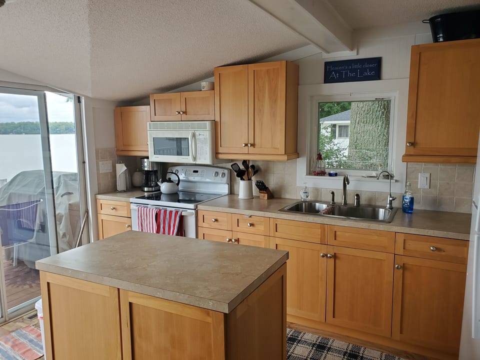 Well appointed kitchen