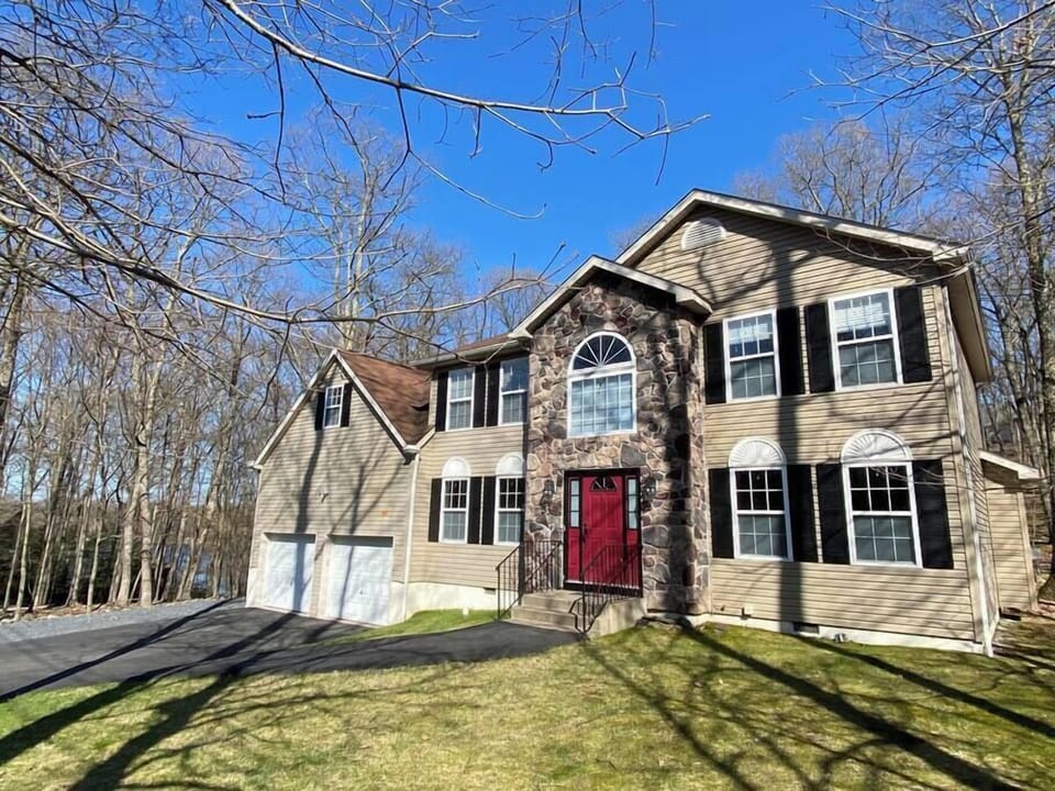 Gorgeous Lakefront Colonial exterior