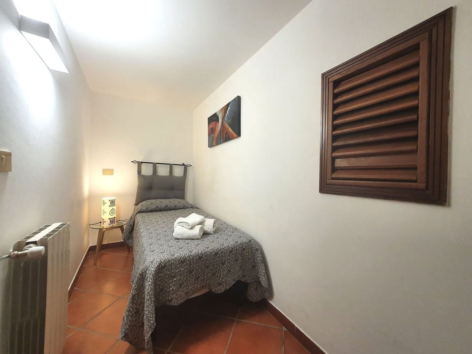 Flooring, Floor, Wood, Interior Design, Bed, Bedroom, Room, Apartment, Wood Stain, Bed Frame