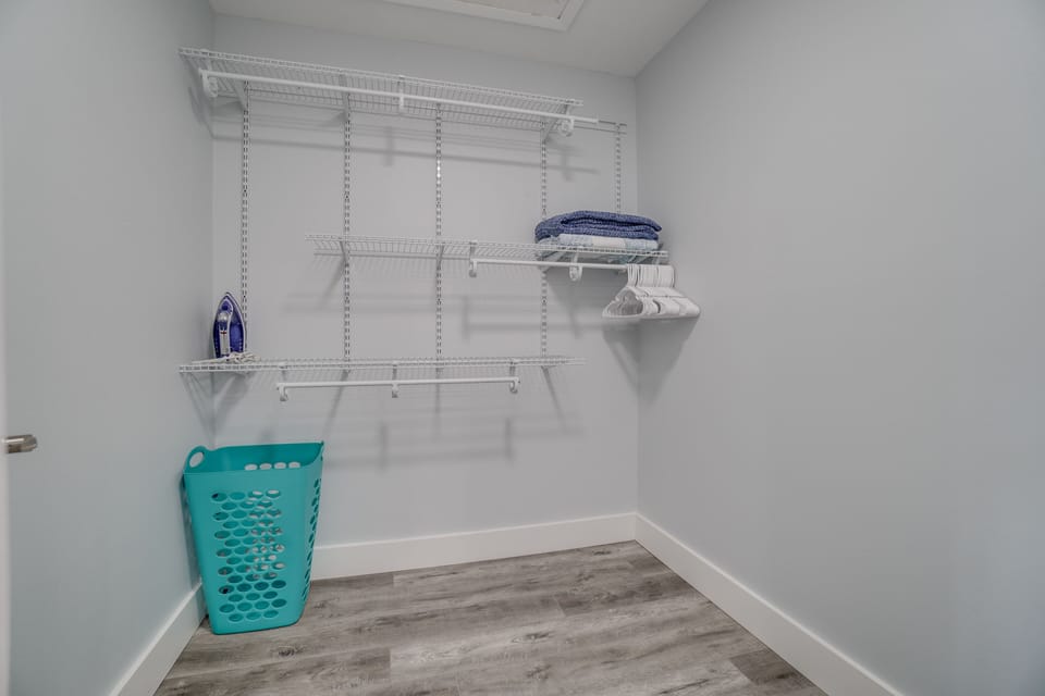 Primary Bedroom Closet
