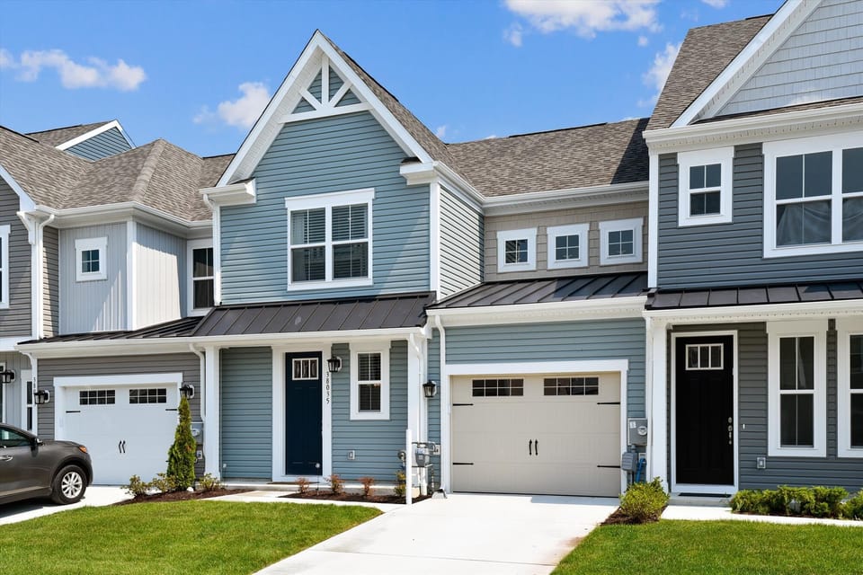 Exterior,Front Elevation,