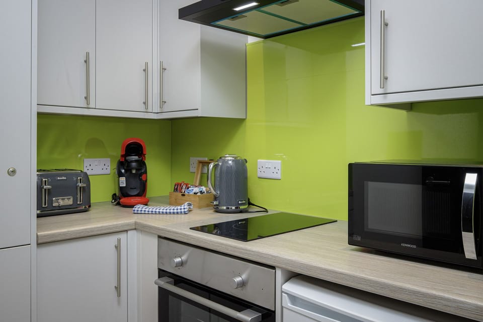 kitchen apt 2