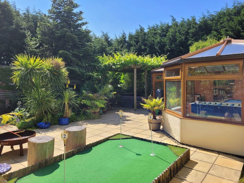 Large patio, showing the layout of the back of the property