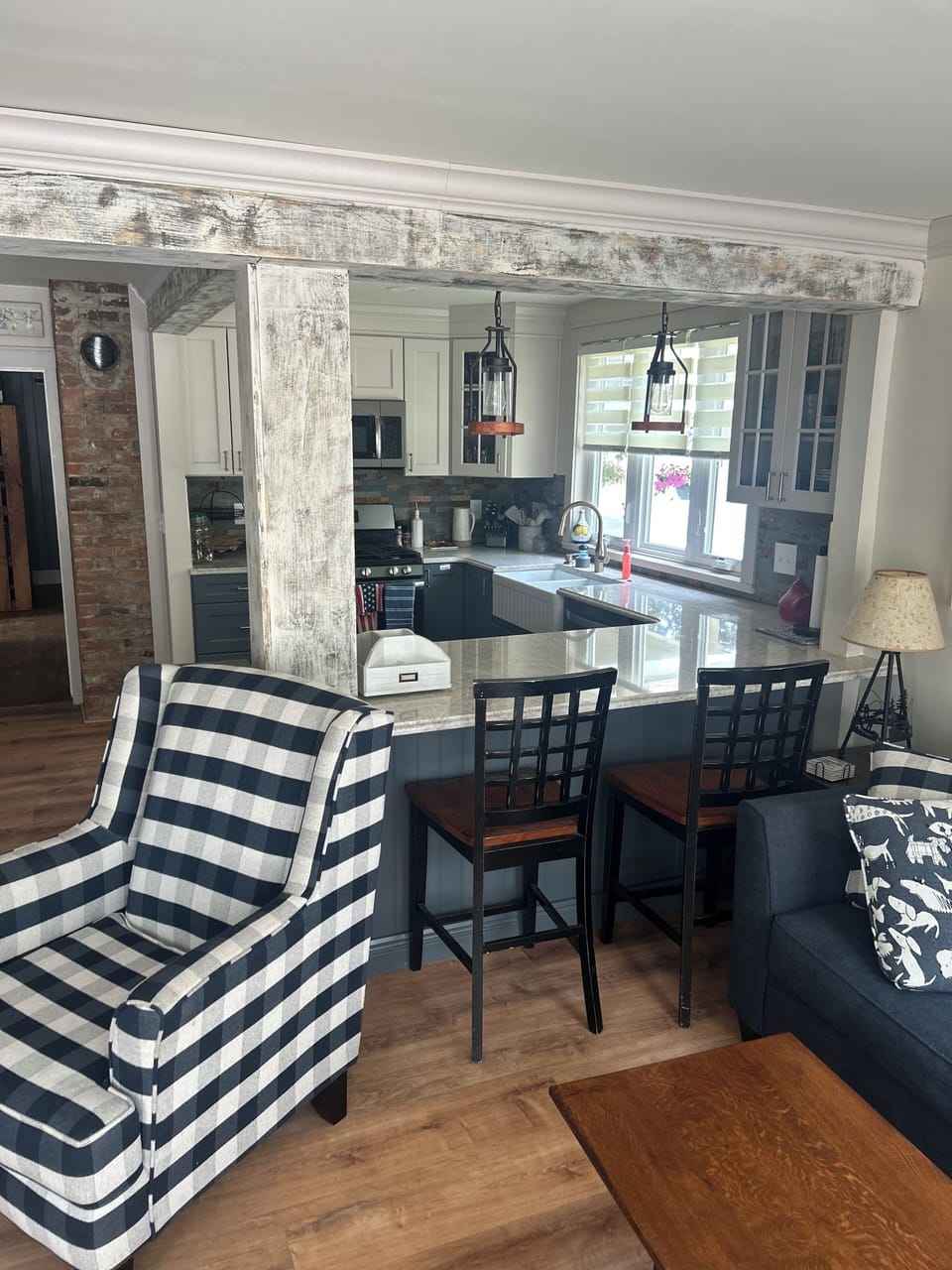 Breakfast nook