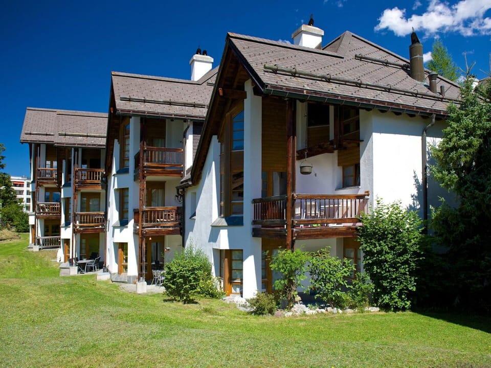 House, Home, Residential Area, Cottage, Estate, Yard, Siding, Balcony, Villa