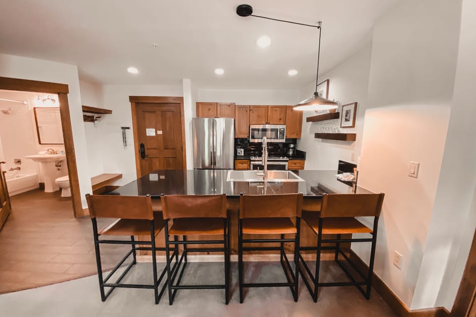 Bar top dining