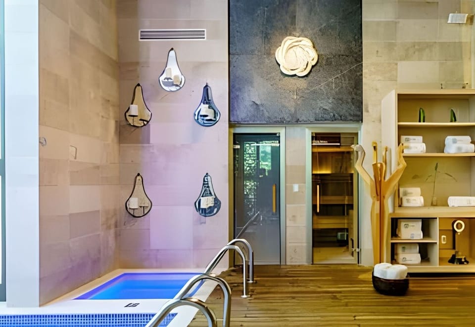 Spa and wellness centre / facilities