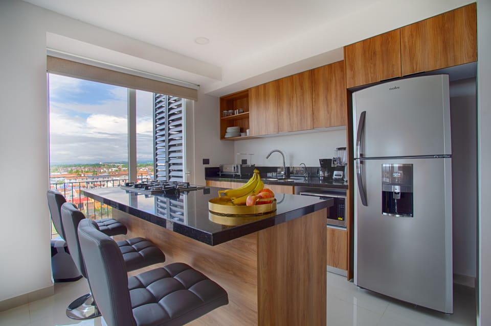 Well-equipped kitchen with island