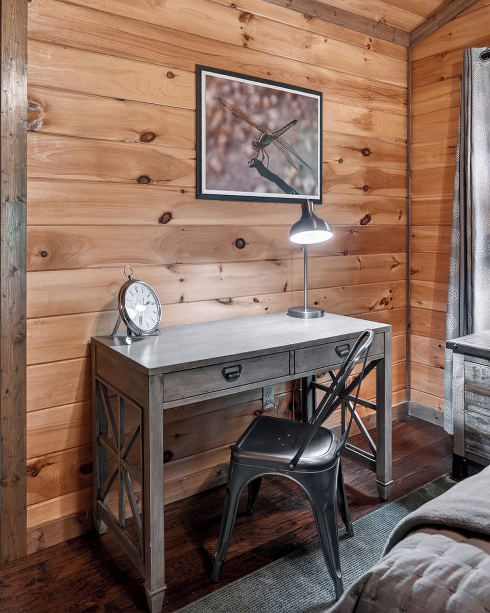 Private desk/work area on the upper level 