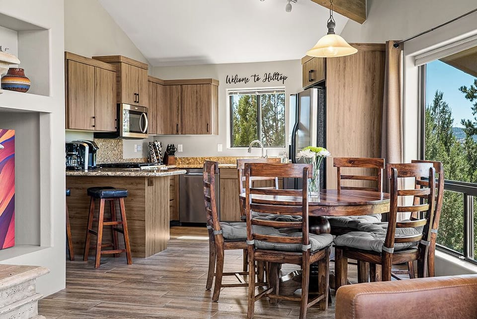 Dining + Kitchen
