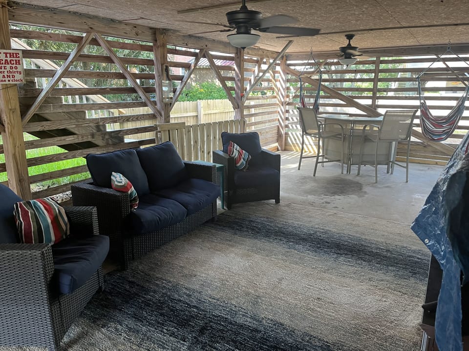 Enjoy a drink from the bar while playing games with the family. 