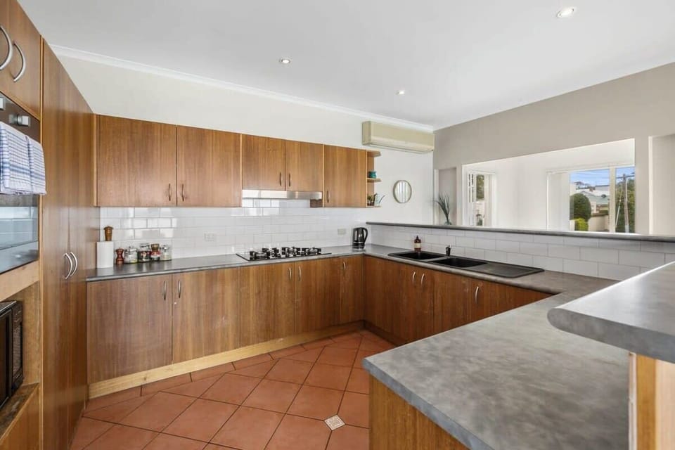 Well equipped kitchen with updated appliances