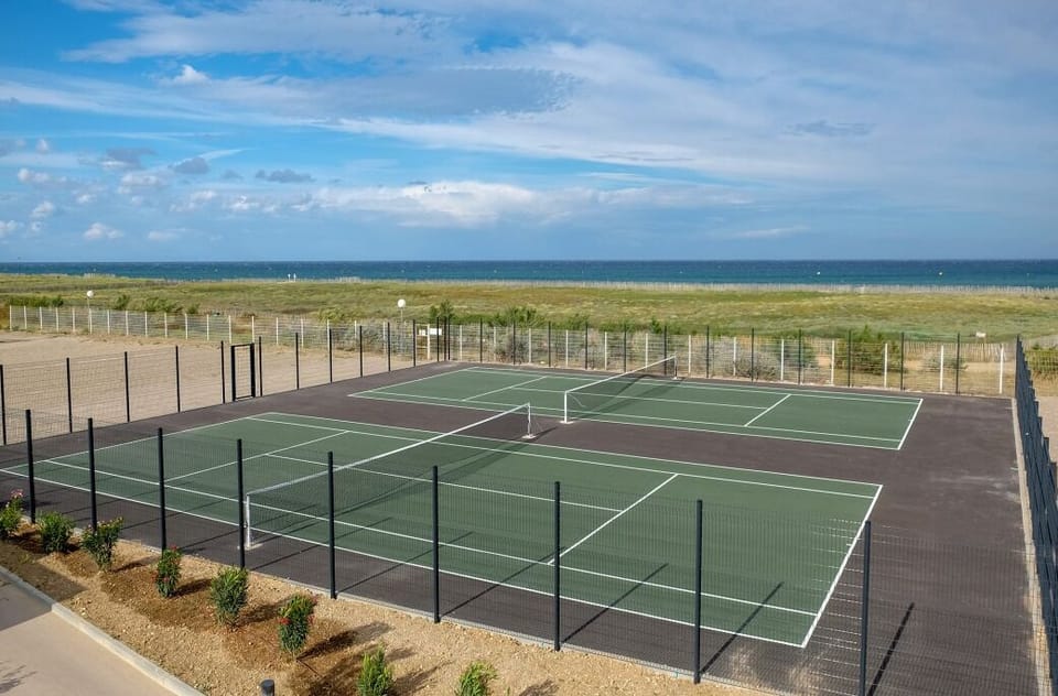 Sport court