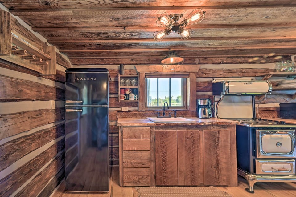 Kitchen | Well-Equipped