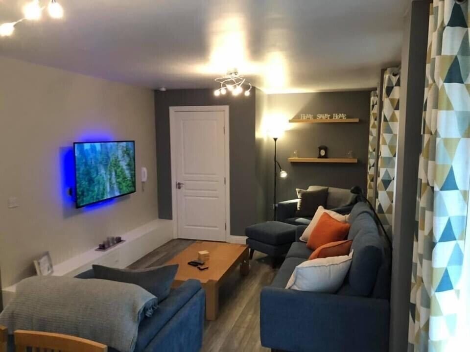 Living Area with 55 inch Smart HDTV