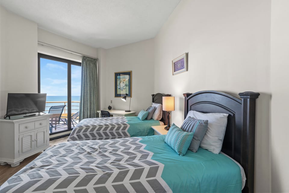 2nd Bedroom w/2 Twins