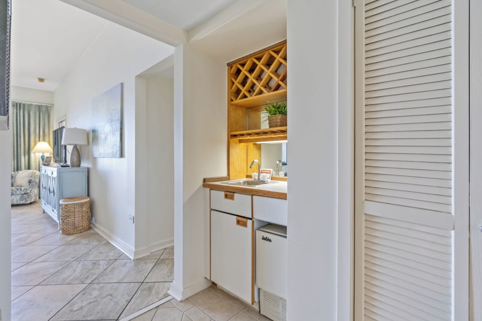 Wet Bar