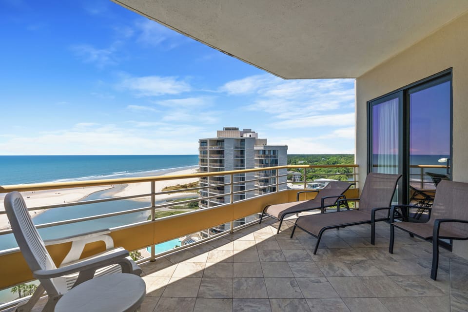 Private Oceanfront Balcony