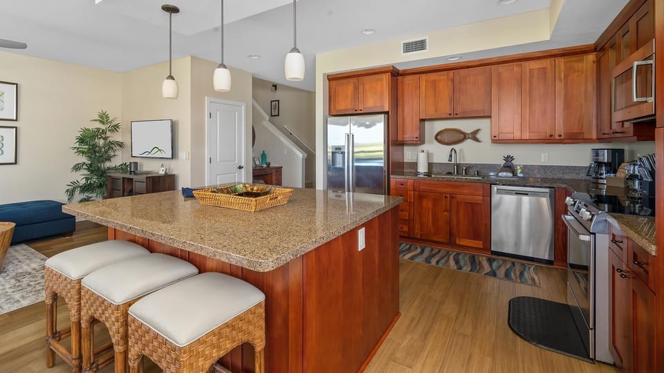 Pili Mai Resort at Poipu #10E - Fully Equipped Kitchen & Breakfast Bar - Parrish Kauai