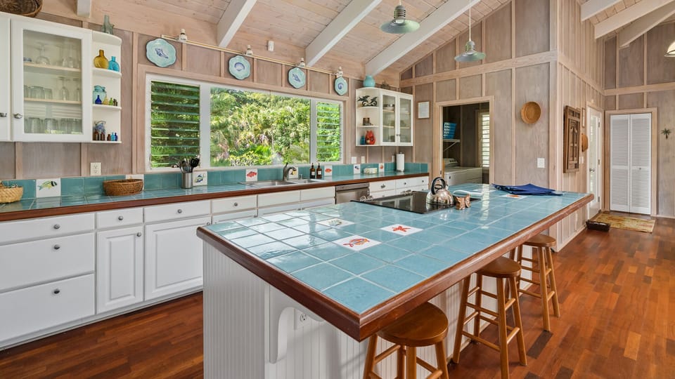 Noho Kai at Anini Beach - Fully Equipped Kitchen - Parrish Kauai