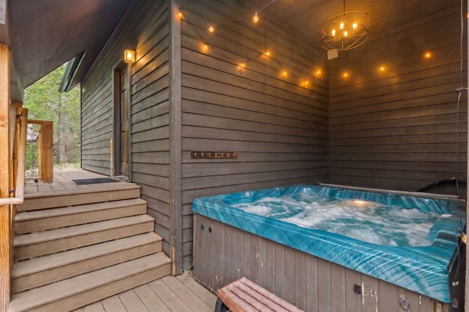 Private hot tub