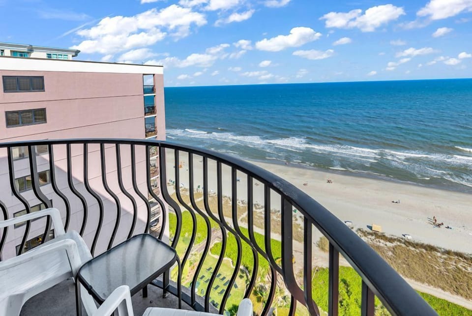 Balcony/ocean view