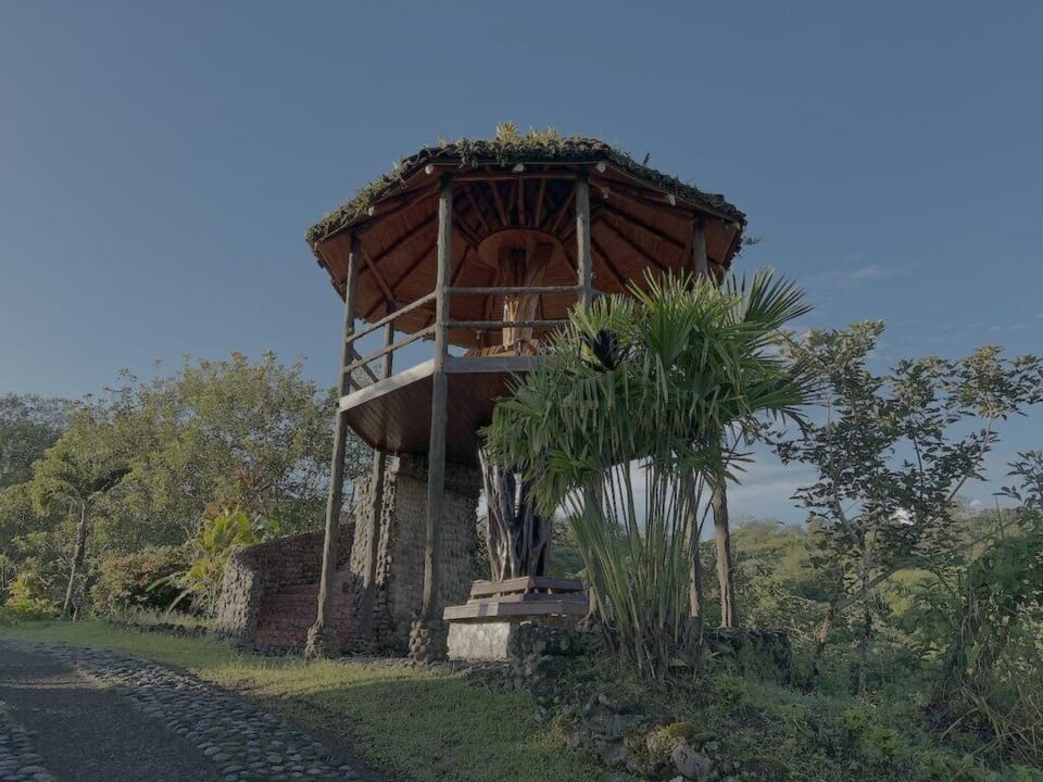 PieintheSky2.LakeArenal.20