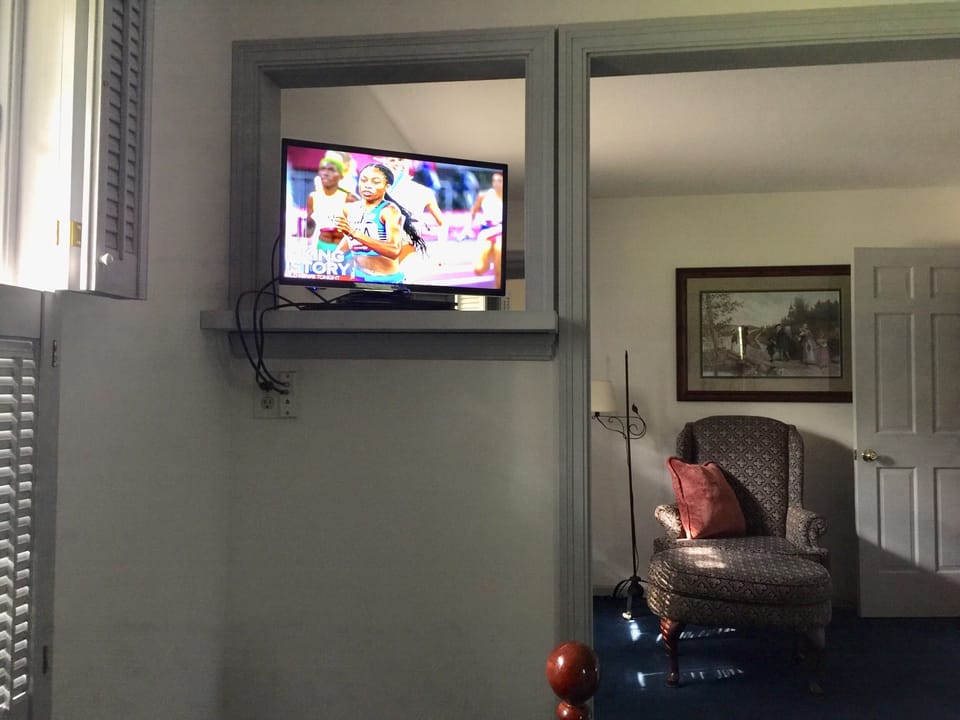 Franklin Suite swivel tv - viewed from bedroom or sitting room