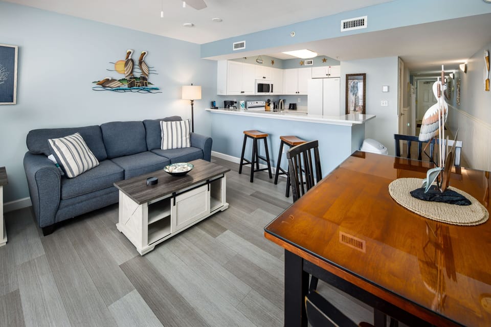 Living Room - Open concept floor plan