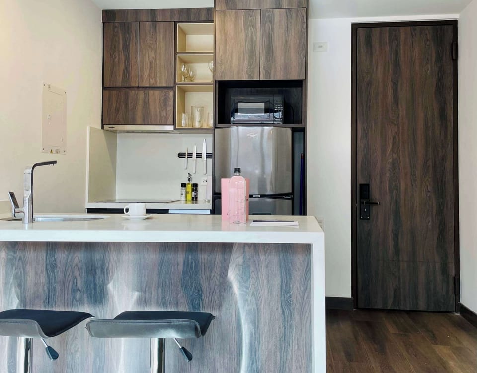 Modern kitchen bar