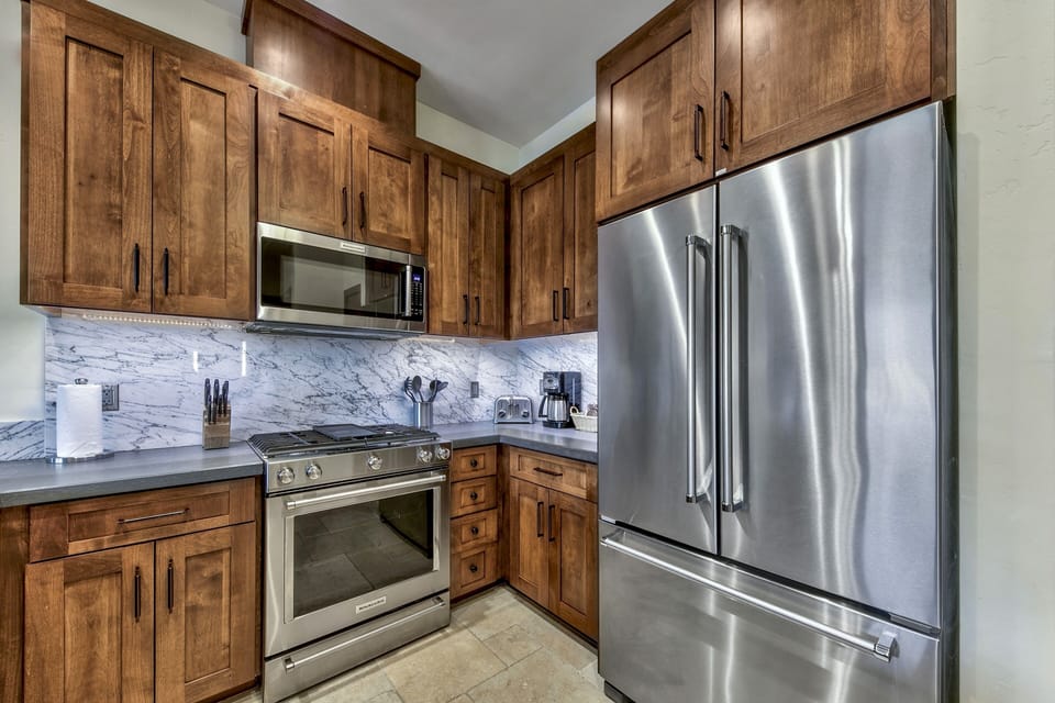 Room, Indoors, Kitchen, Oven, Furniture