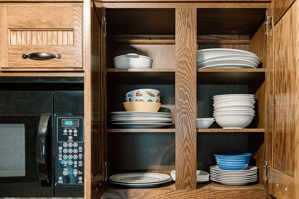 Fully Stocked Kitchen 