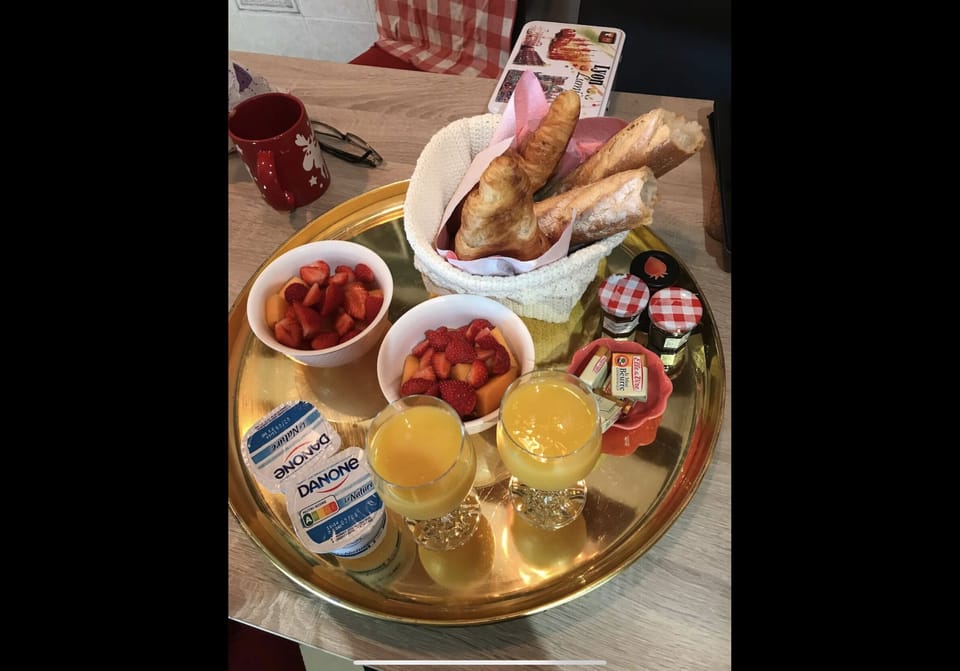 Breakfast meal