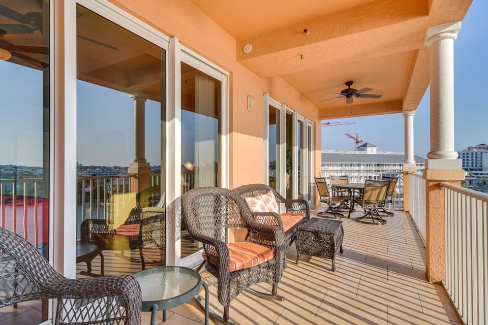 Clearwater Vacation Rental | 3BR | 2BA | 6th-Floor Condo | 1,803 Sq Ft