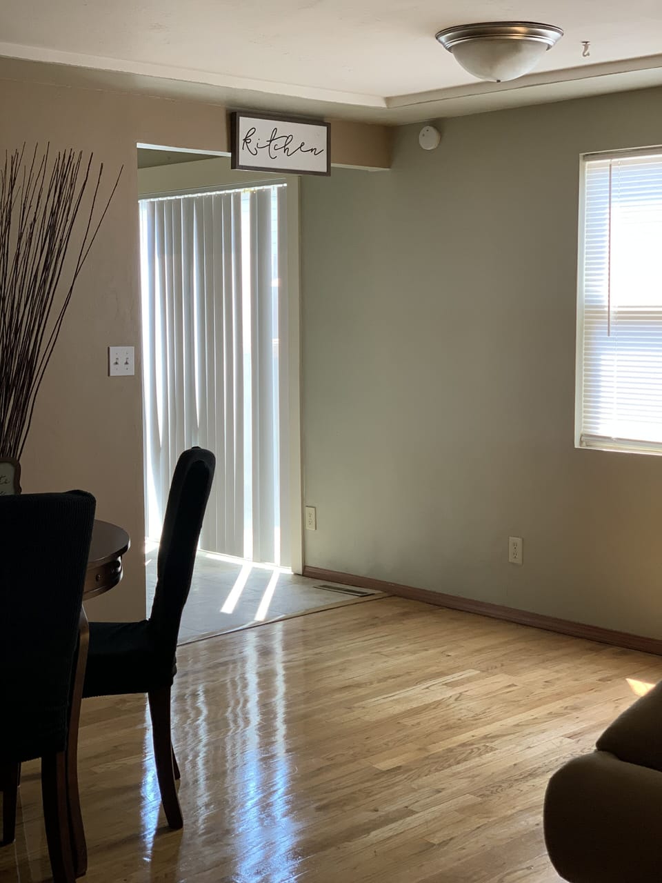 Kitchen entrance 
