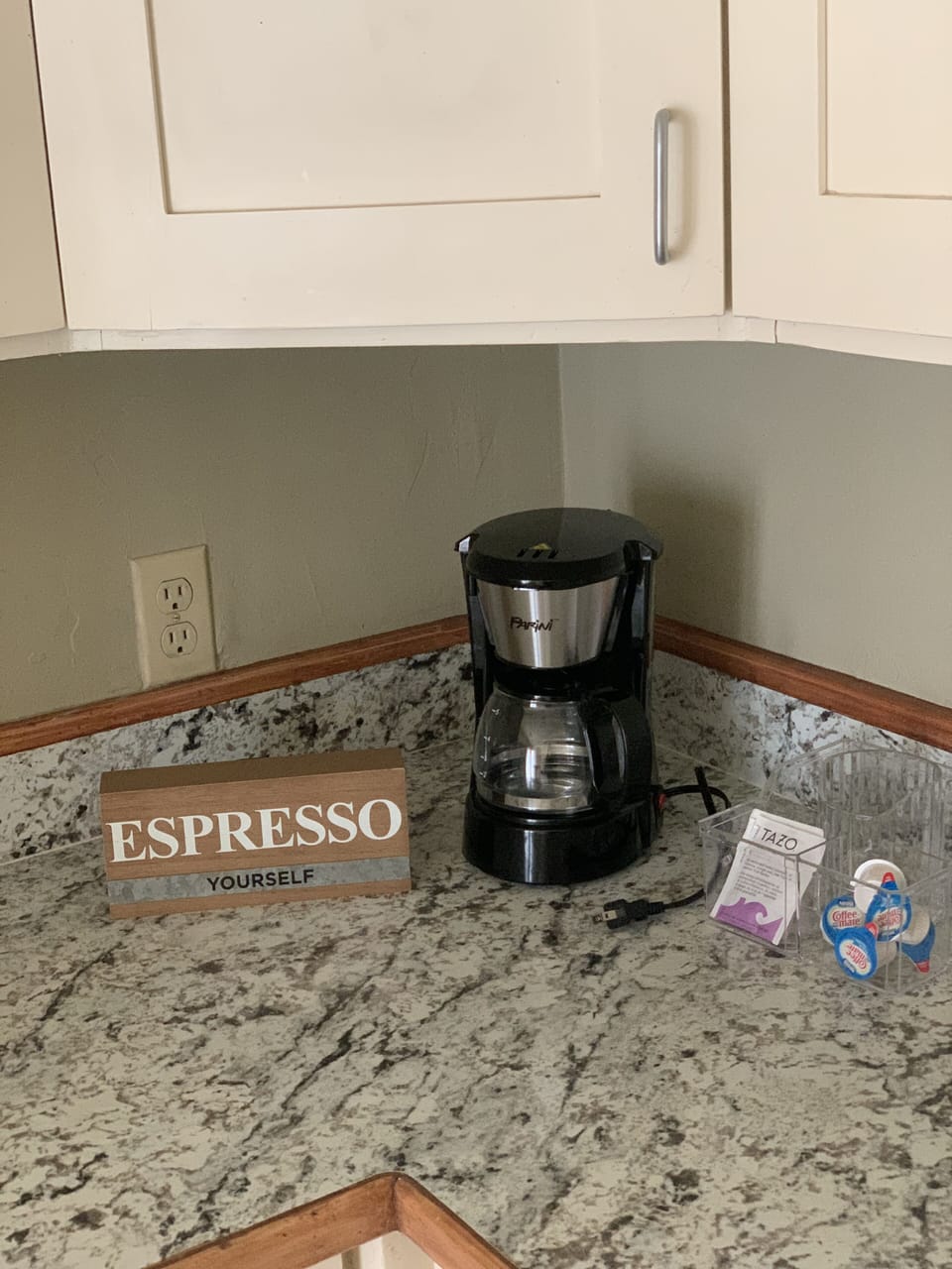 Complimentary coffee/tea